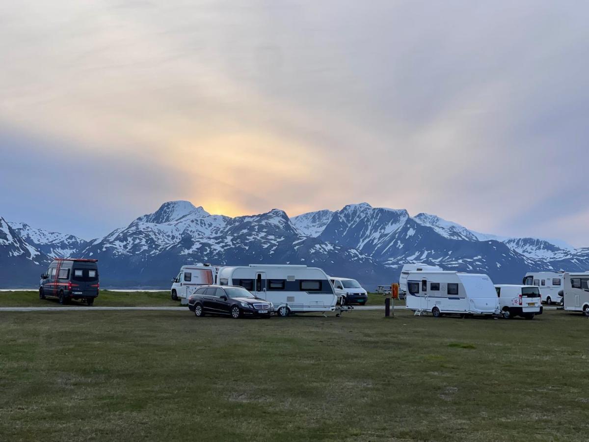 Skittenelv Lodge & Camping Tromso Ngoại thất bức ảnh